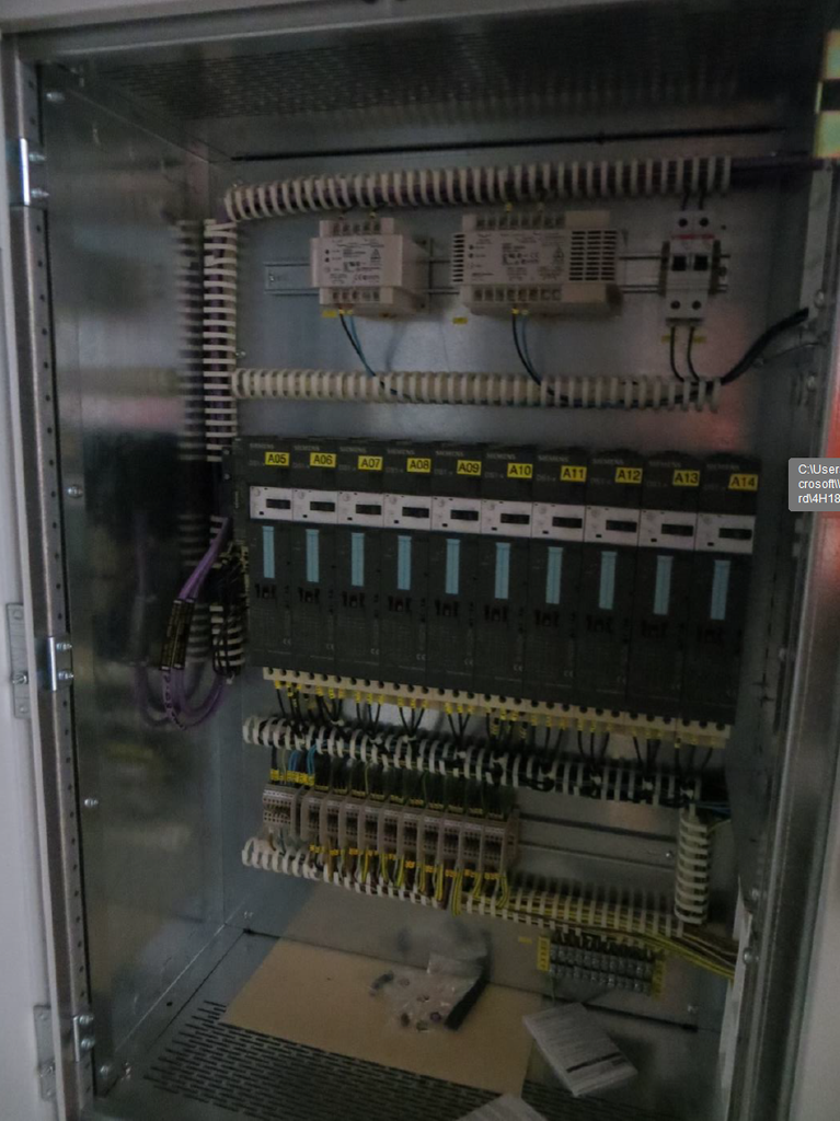 125A 690/70V ABB  center of oscillation
