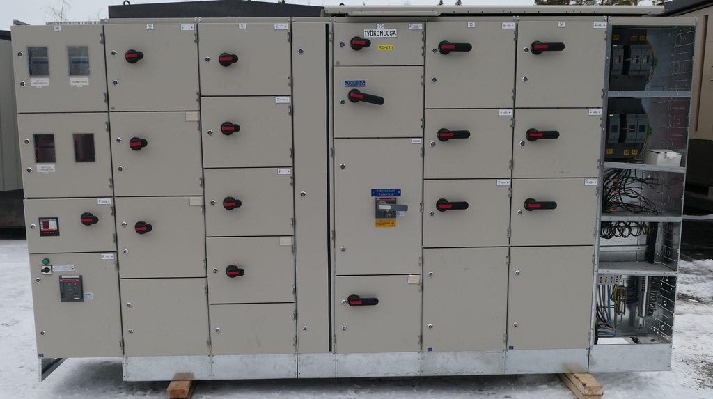 1600A 400V Icw 25kA E Avenue keskus