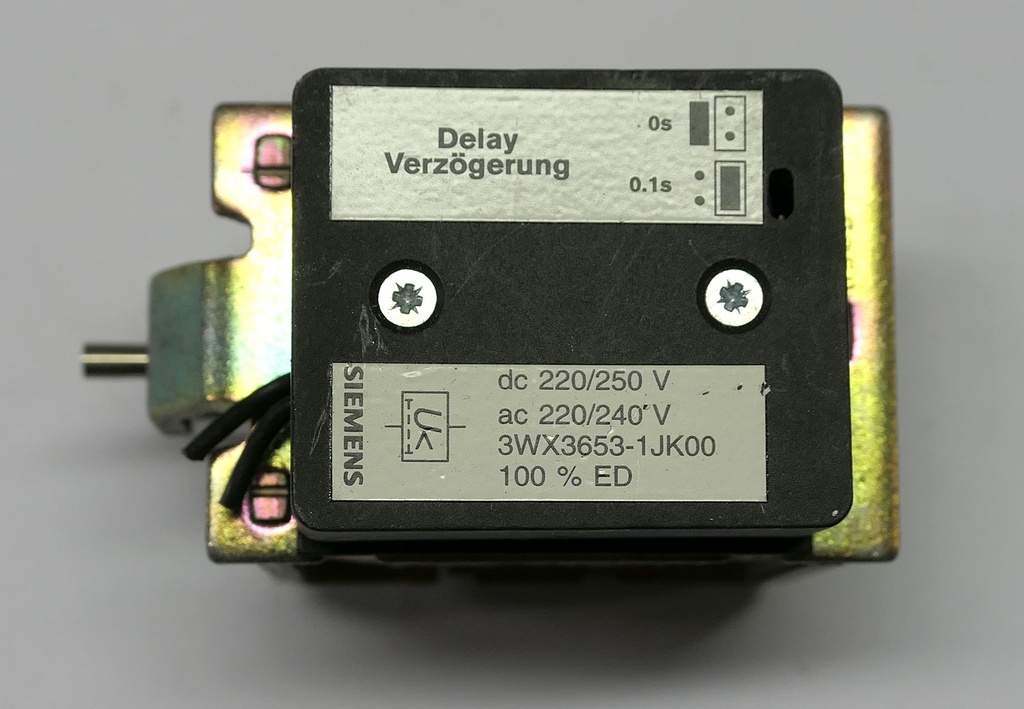 Undervoltage release Siemens 3WX3653-1JK00 220V