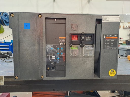 [CB110] 3200A Circuit breaker Merlin Gerin Masterpact M32 H1