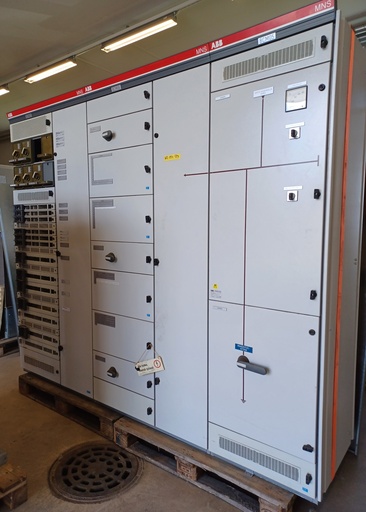 [KE-154] 3150A 400V Icw 50kA keskus ABB MNS-W (8CM) kentät 05-11
