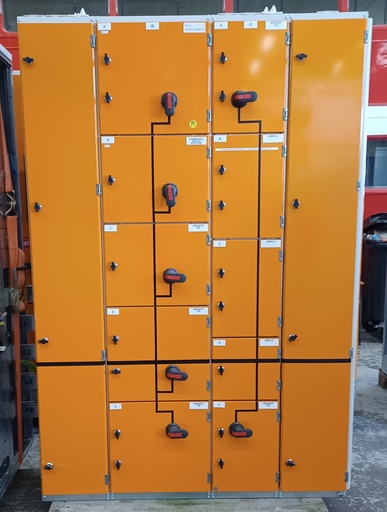[KE-183] 1600A 230_400V Icw 50kA Ipk 105kA Kentät 06-07 EAvenue PK2.2C