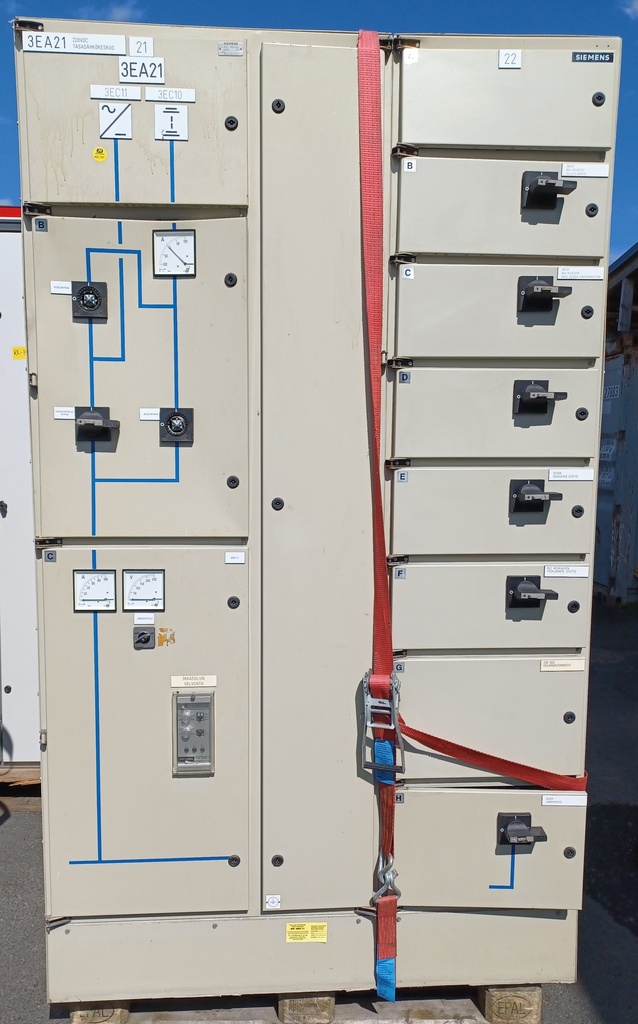 220VDC Siemens (3EA21) switchgear