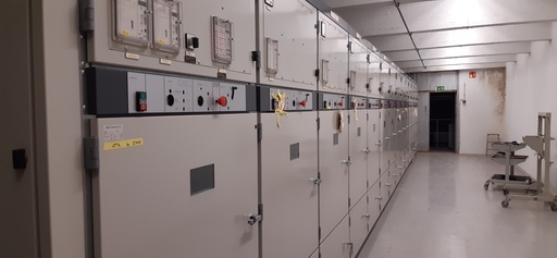 ABB 24 kV MH switchgear, 14 panels